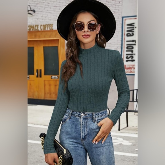 Mock Neck Ribbed Knit Sweater *NEW* - Picture 1 of 11